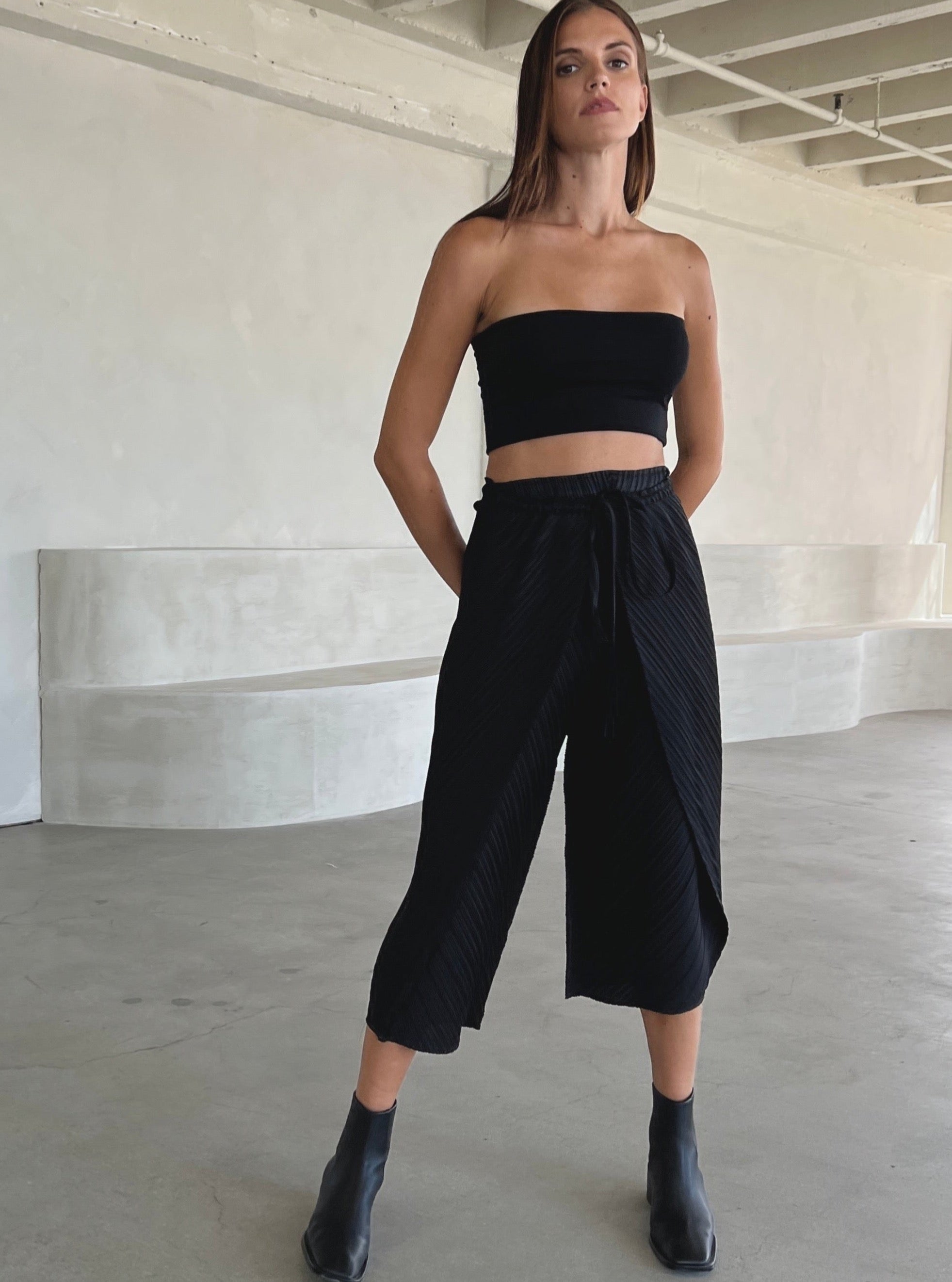 Textured Wrap Around Pant