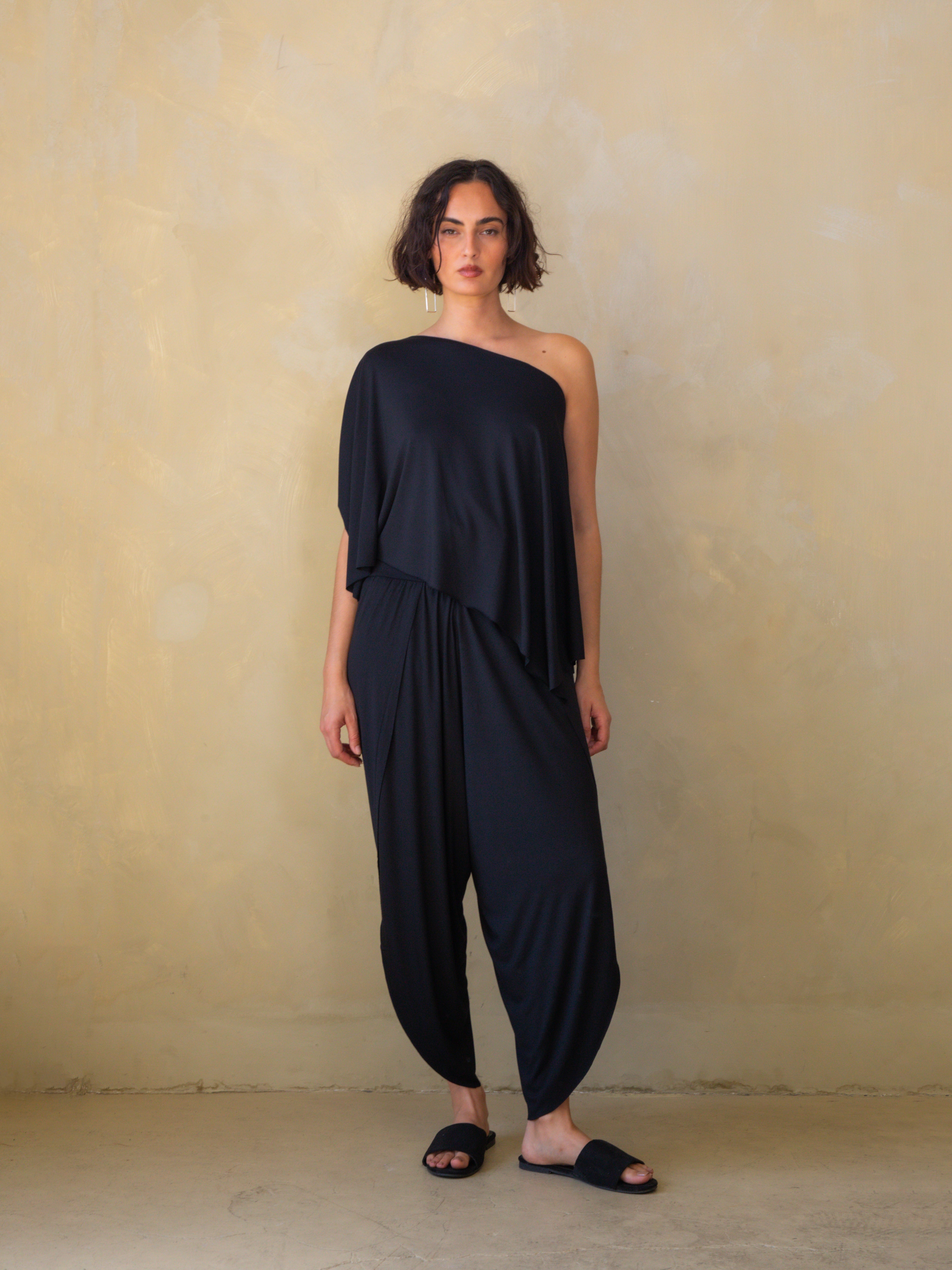 Genie Side-Slit Pant