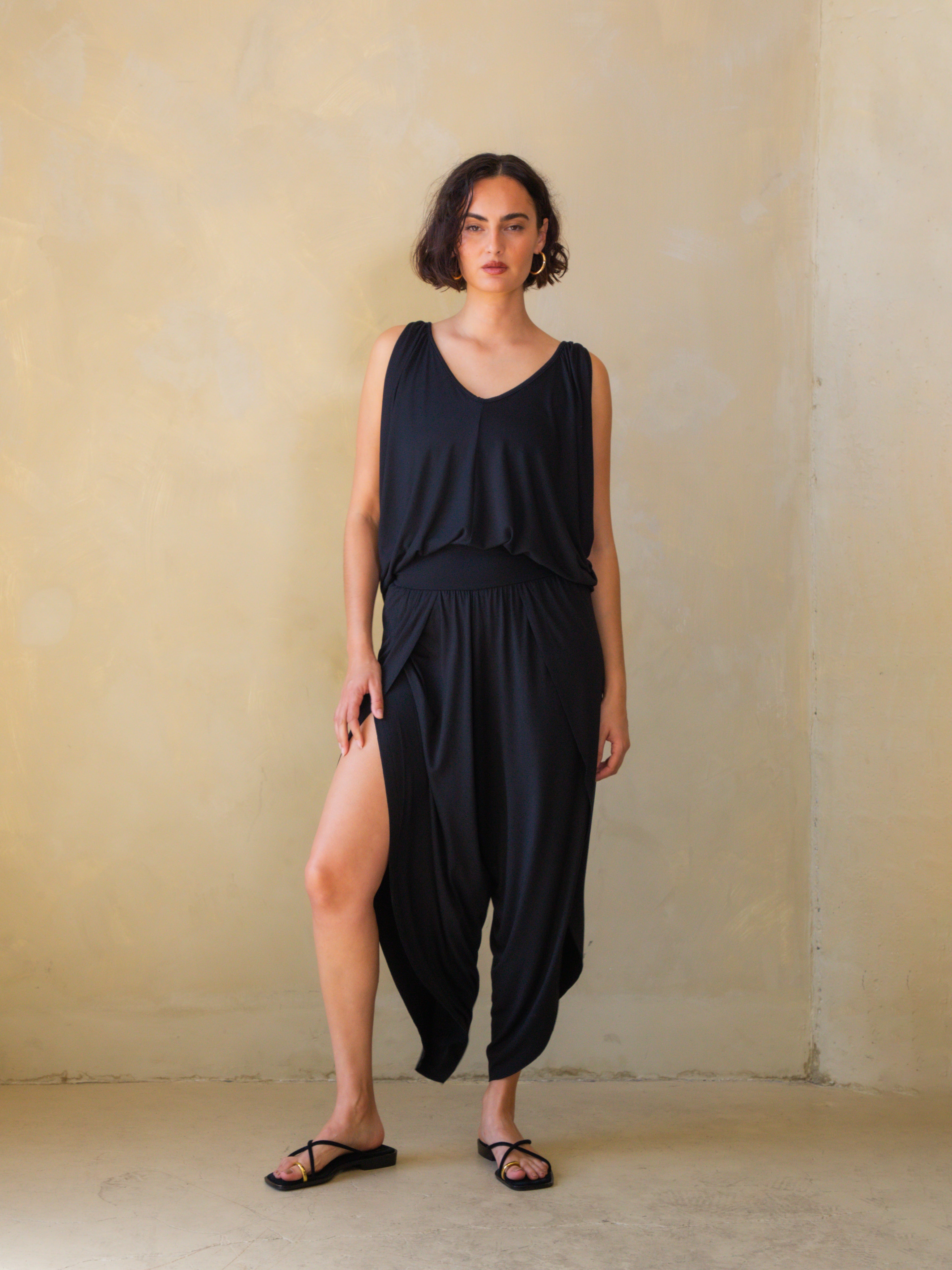 Genie Side-Slit Pant
