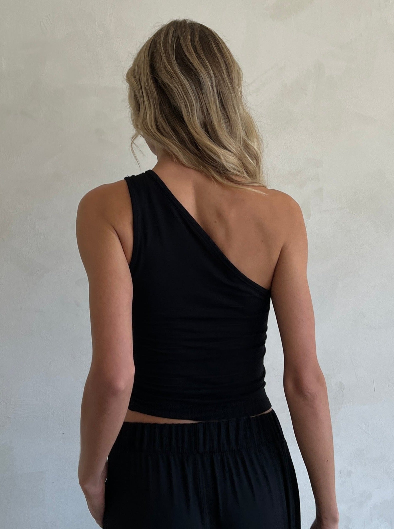 One Shoulder Top