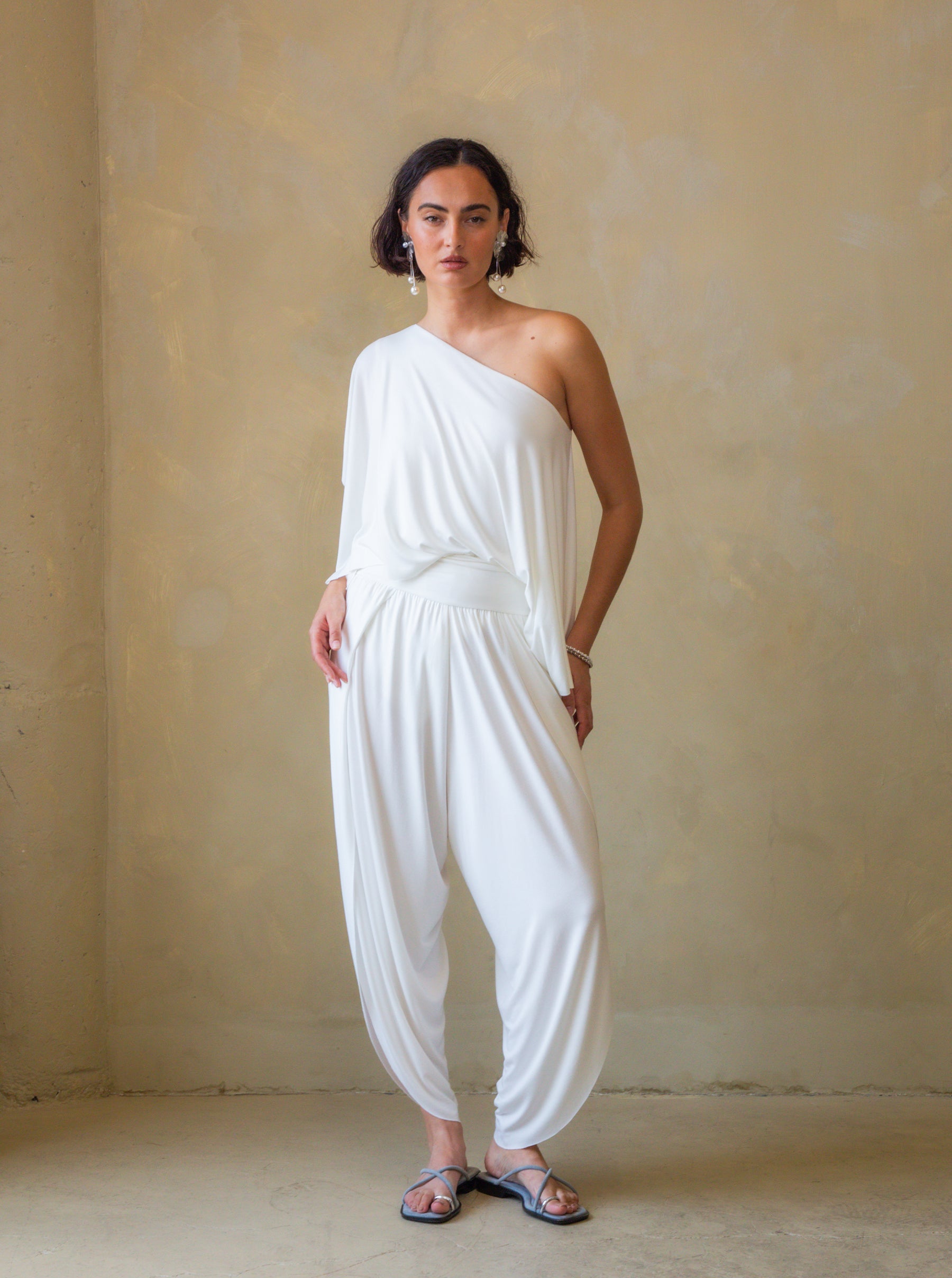Genie Side-Slit Pant